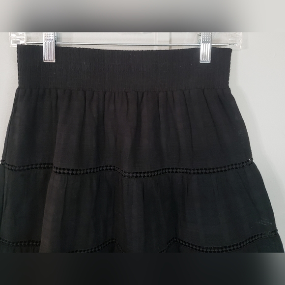 Loft Outlet Black Eyelet A-Line Tassel Hem Smock Waist Skirt - Picture 2 of 8